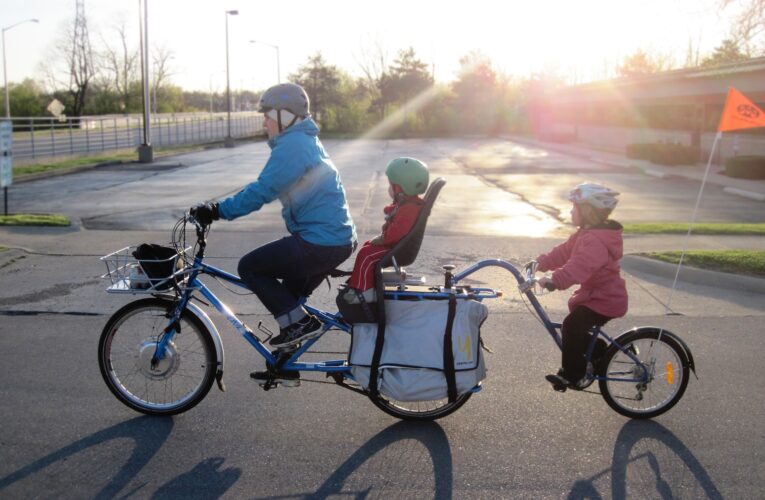 Del 1: Den Dynamiske Familie og El-Ladcyklen: En Ny Æra af Mobilitet